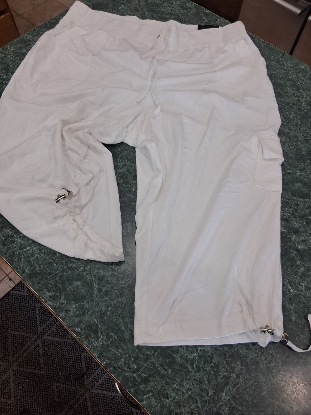 Lane Bryant 22/24 Cargo Capri 100% Cotton Pants Elastic Waist Drawstring Crop